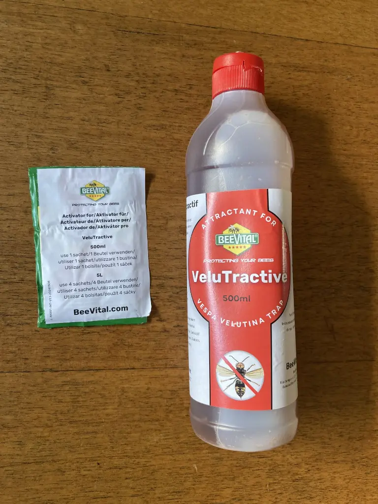 2025-11-17 12-03-48.webp